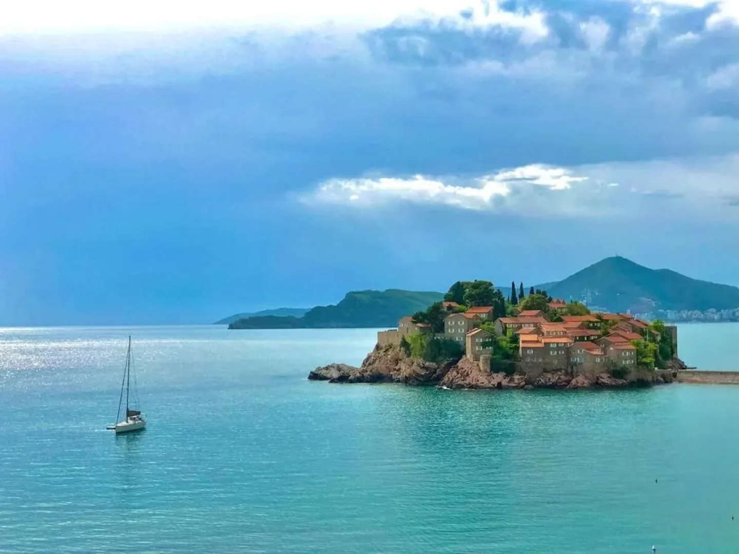 Sveti Stefan Beach Apartment