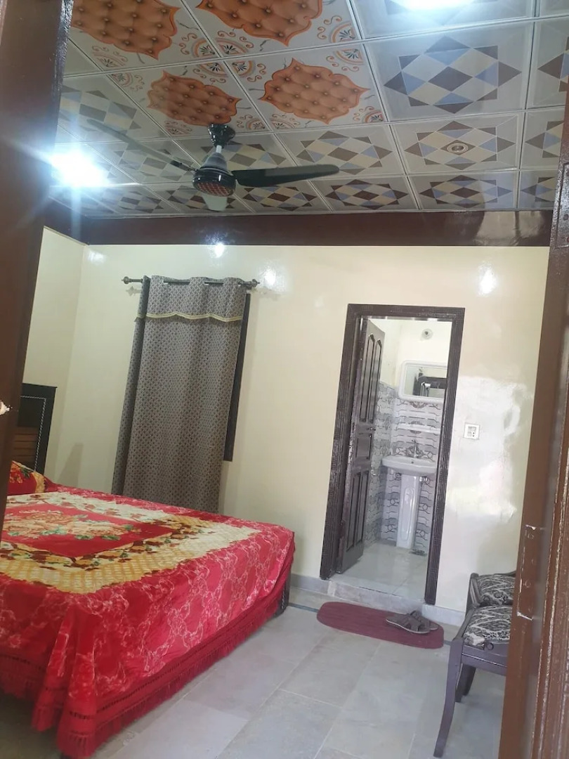 Awais Hotel And Restaurant Rawlakot