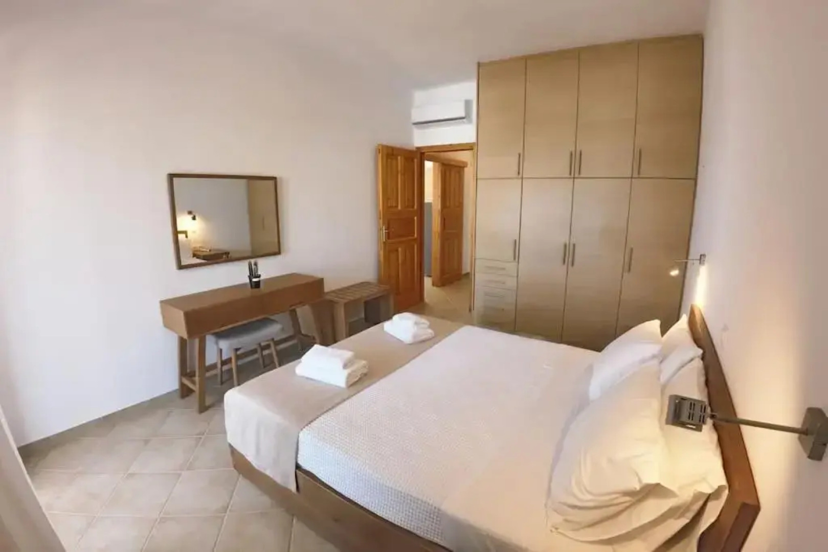 1Path Wave Mykonos Super Paradise Beach House