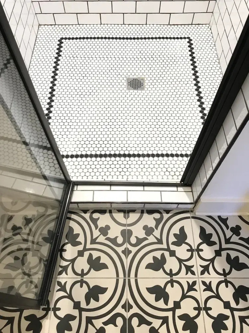 The Landing Hotel and Dining