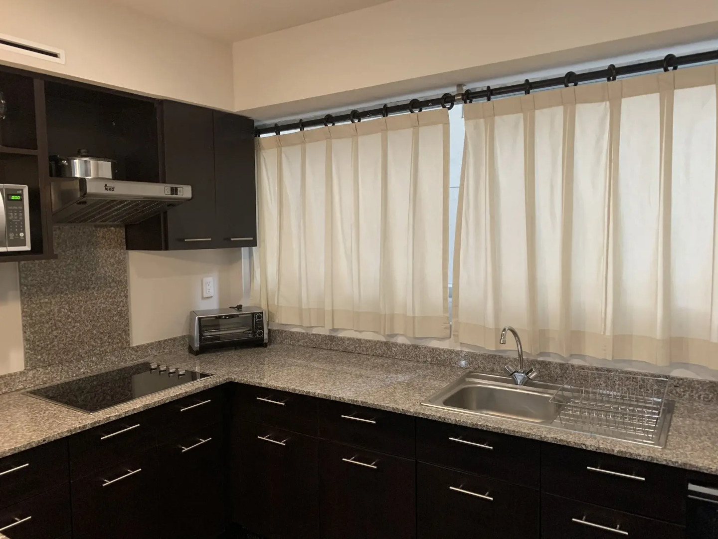 St Isidro Suites Corporate Housing SPA & Wellness Center