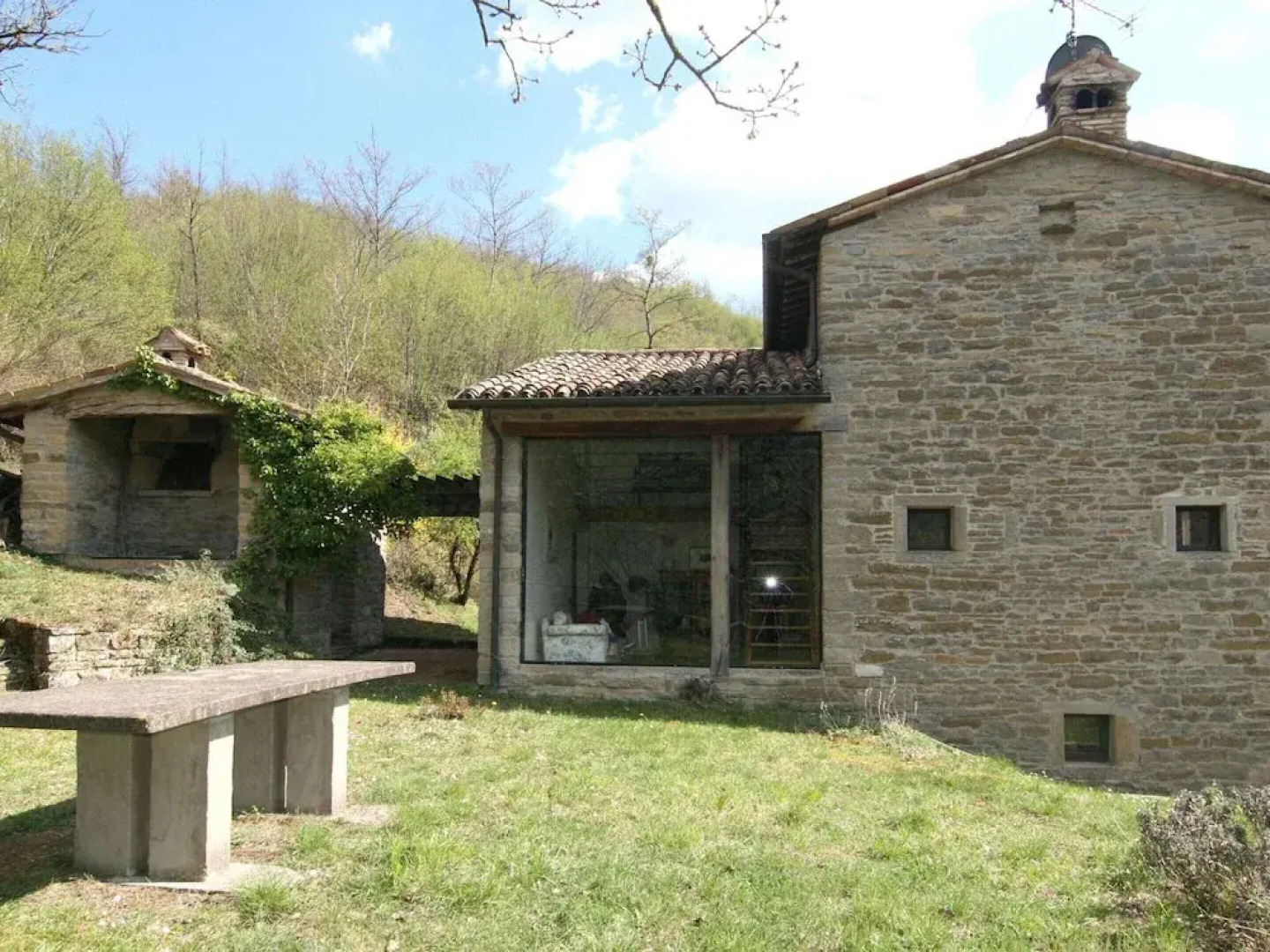Villa in Borgo Pace With Private Pool