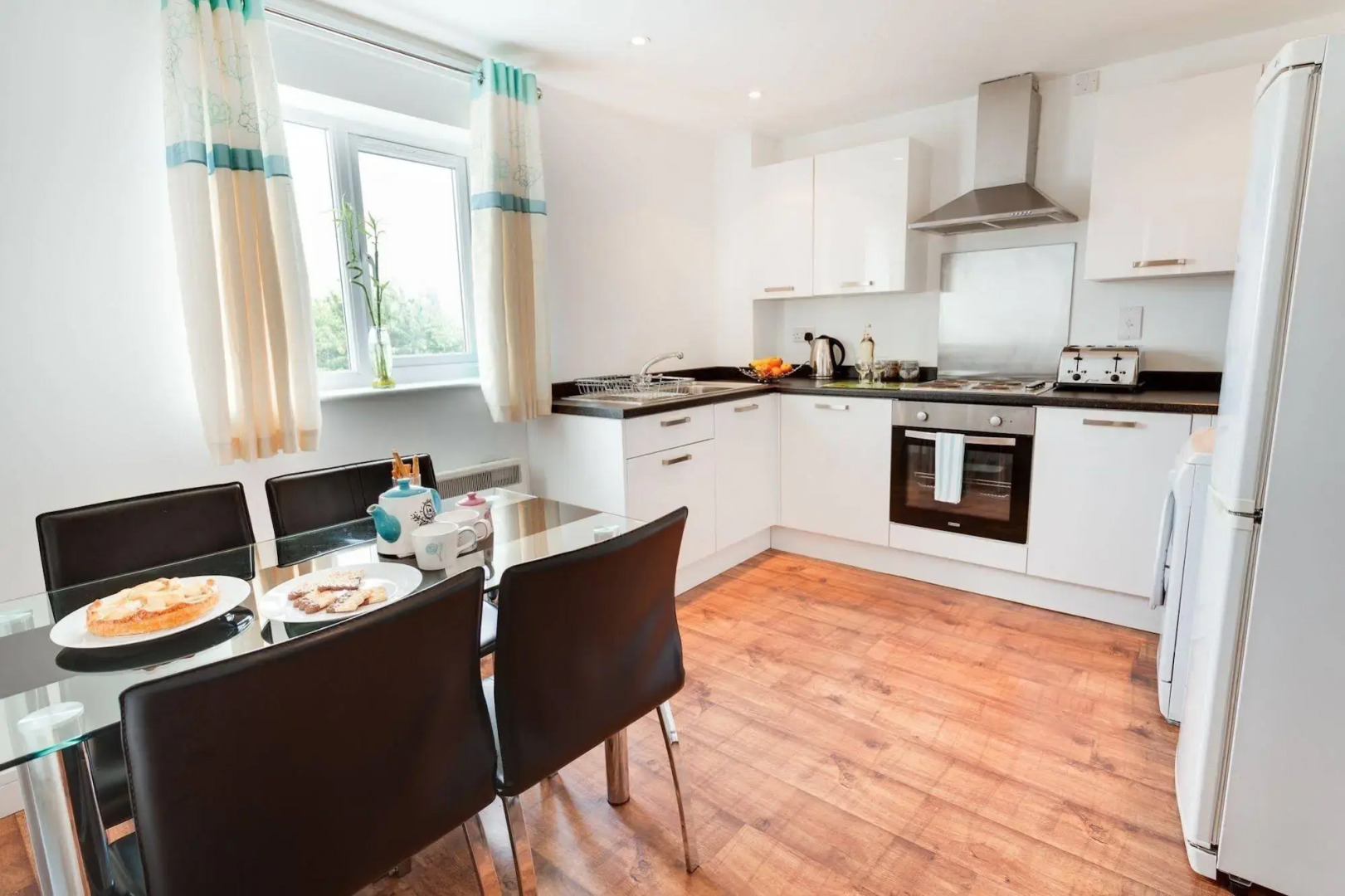 Meridian Apartments - Southend