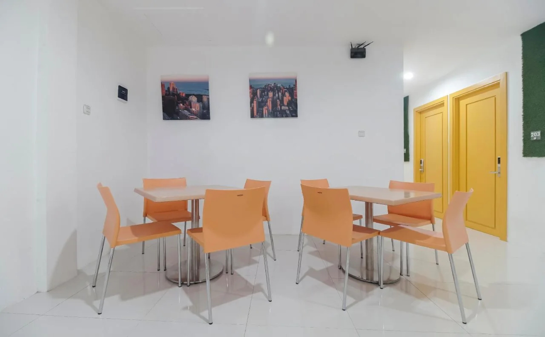 RedDoorz Plus near LRT Cinde Sudirman Palembang