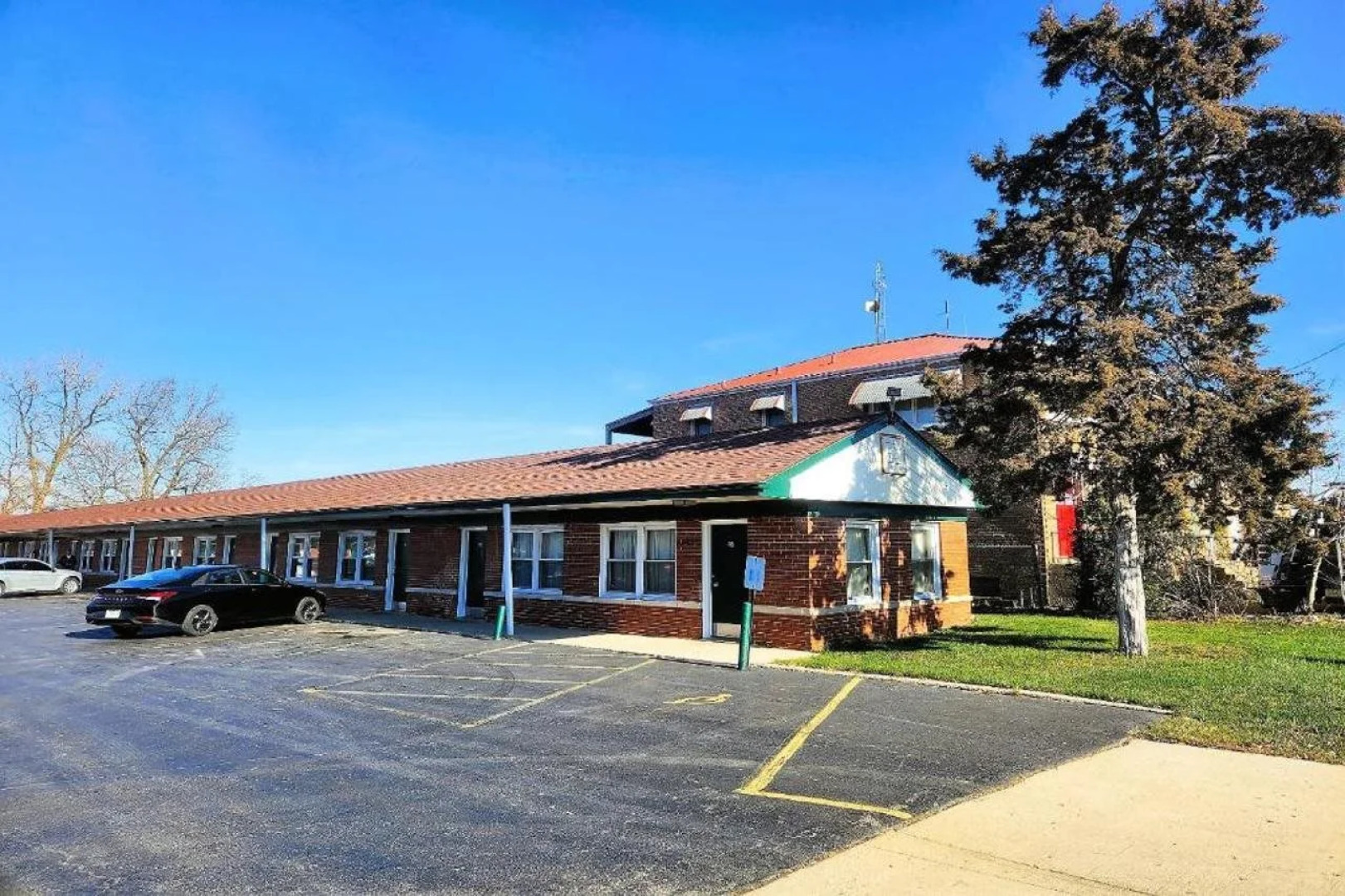 Manor Motel By OYO Near Oak Brook/Chicago Westchester