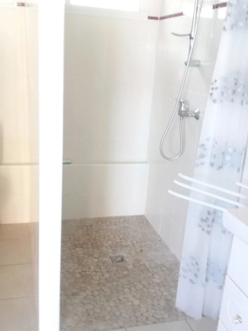 Bungalow With 2 Bedrooms in Bouillante, With Wonderful sea View, Enclo