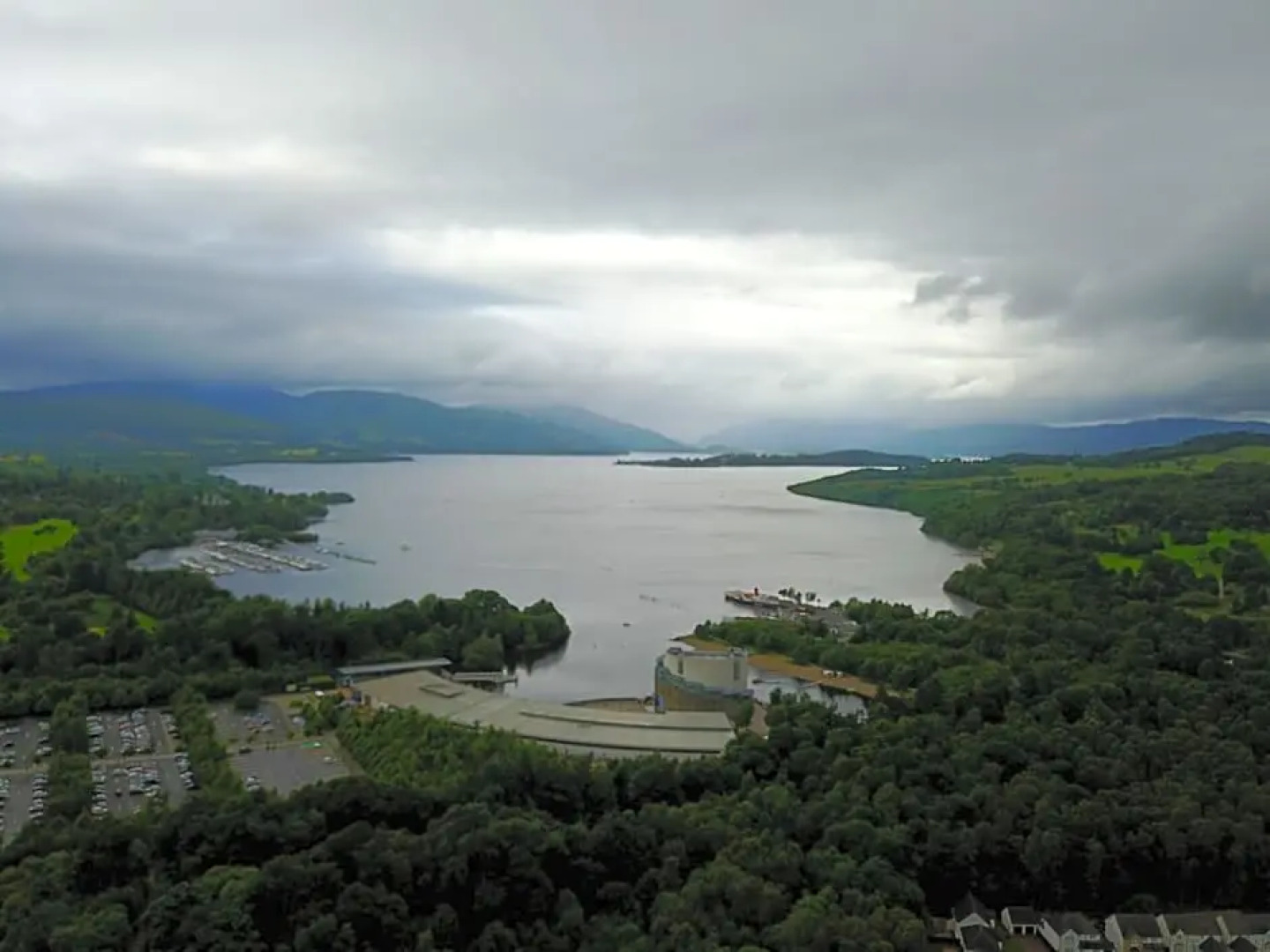 Glenfern Guest House with No Hot Tub & Cottage with Private Hot Tub