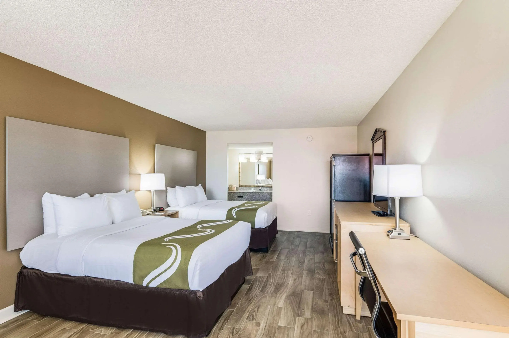 Quality Inn & Suites Hot Springs-Lake Hamilton