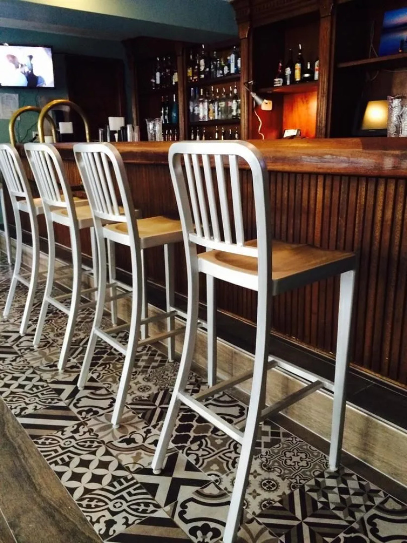 Upper Deck Hotel and Bar - Adults Only