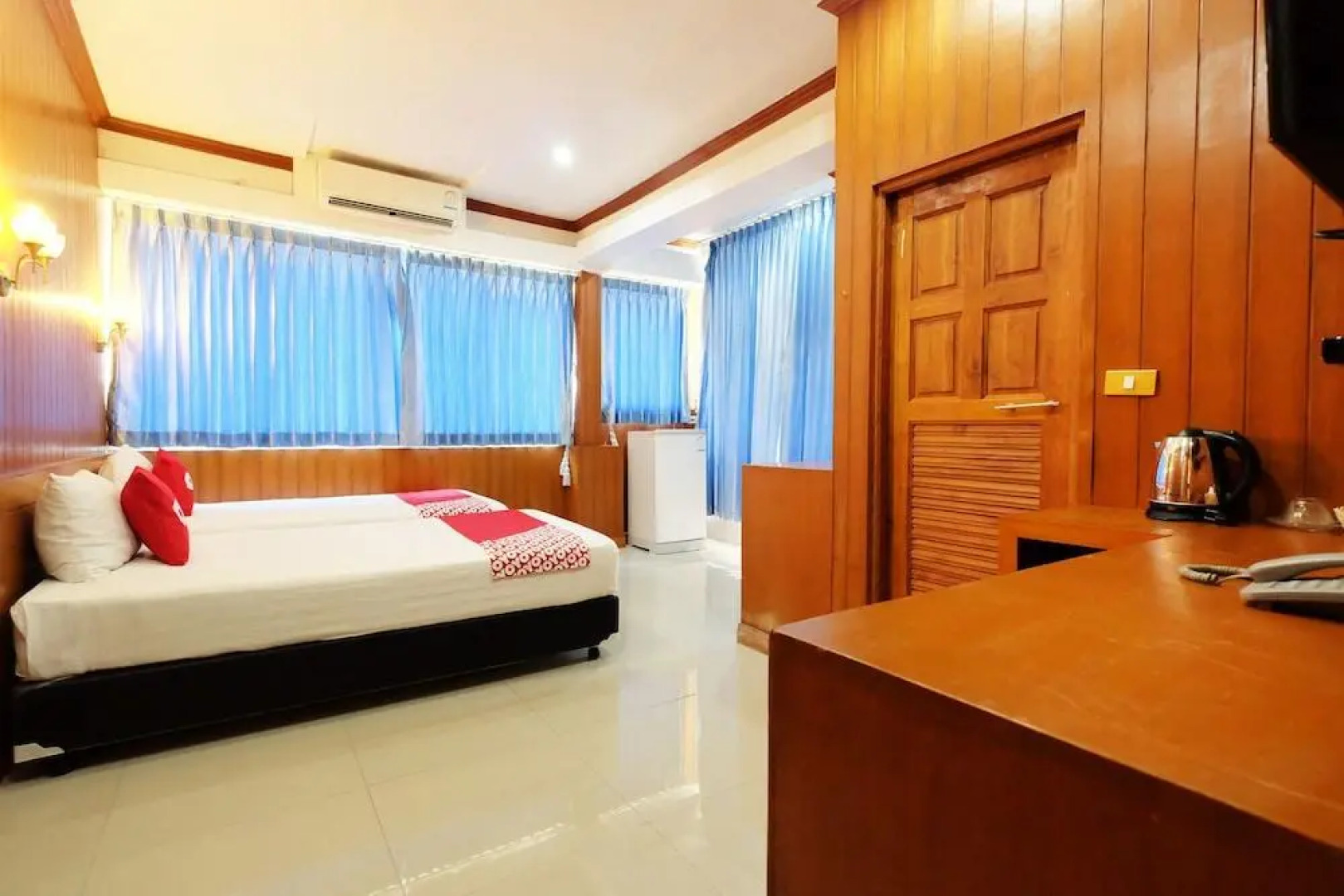 Million Patong Beach Resort