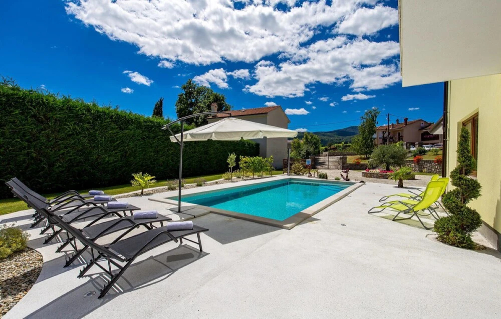 Beautiful Home in Mucici With 3 Bedrooms, Wifi and Outdoor Swimming Pool