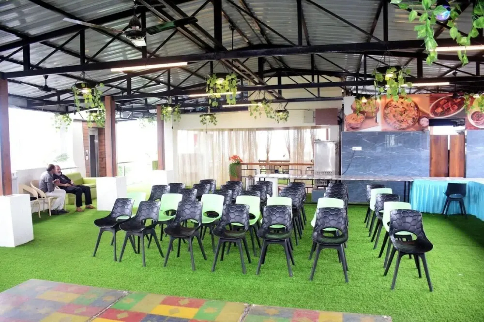 Hotel Vatika Palace Narmadapuram