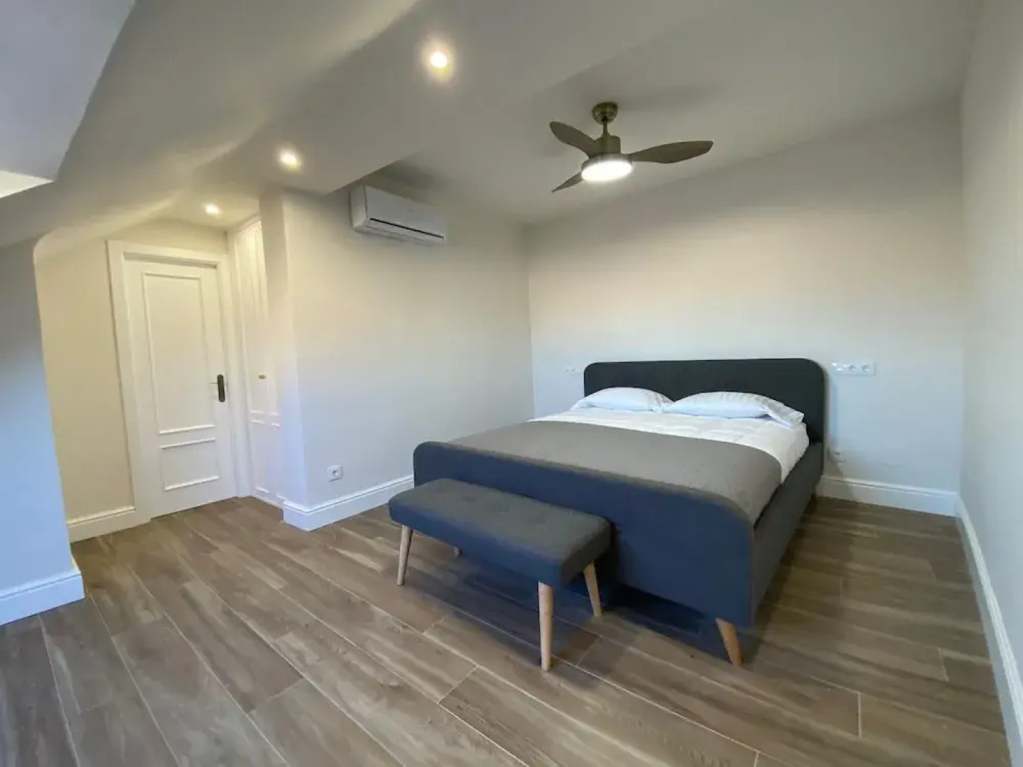 El BALCÓN DE LA REINA SUITES