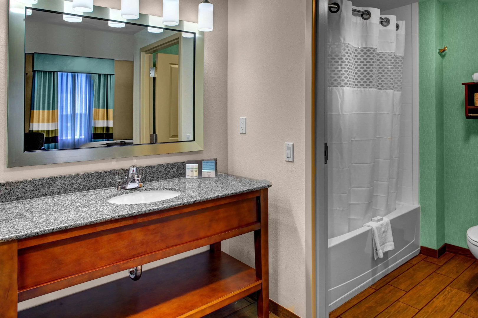 Hampton Inn & Suites Coconut Creek
