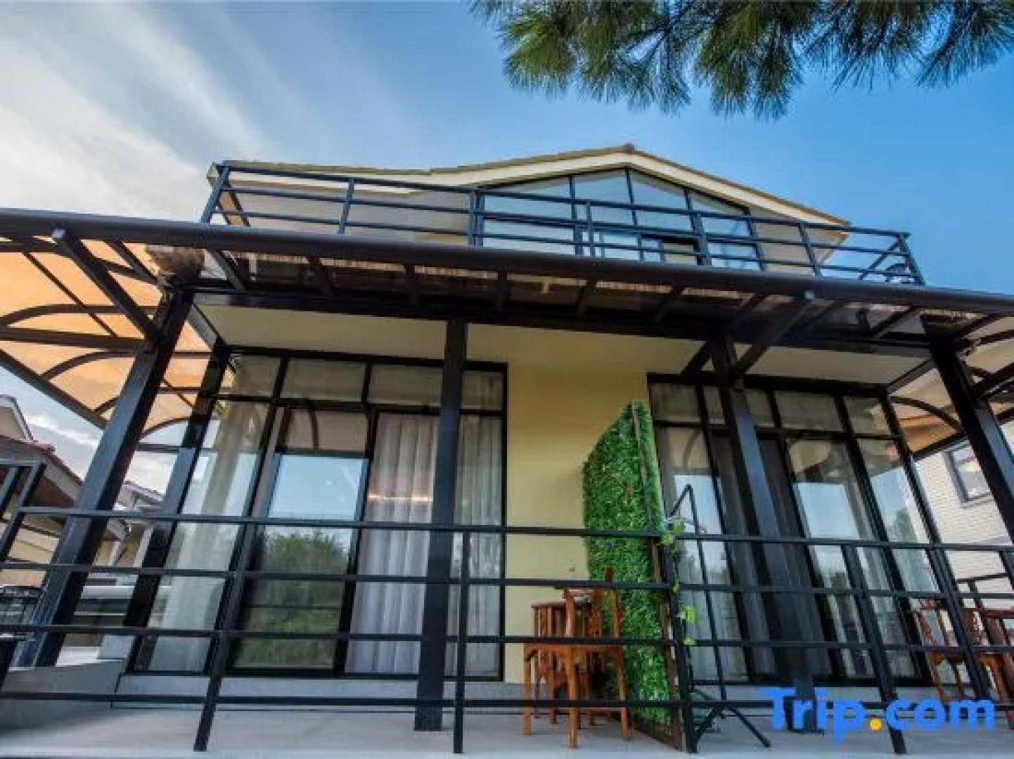 Ru Ji Ge Villa Hotel