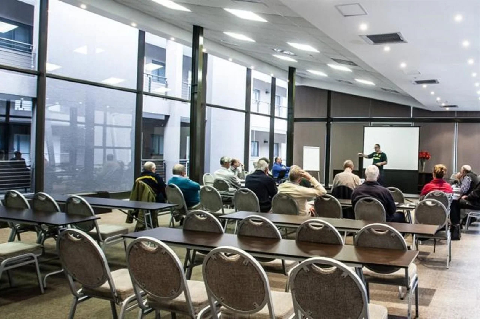 The Nicol Hotel and Apartments