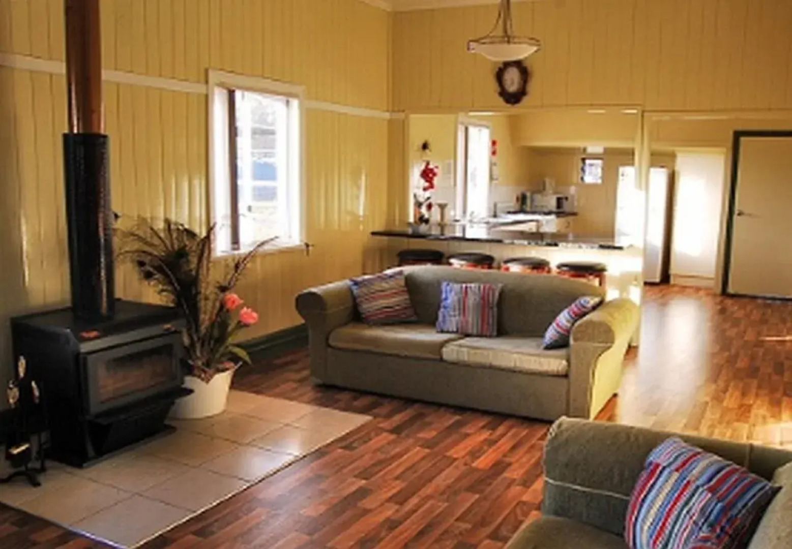 Lee Farm Stay Cottages