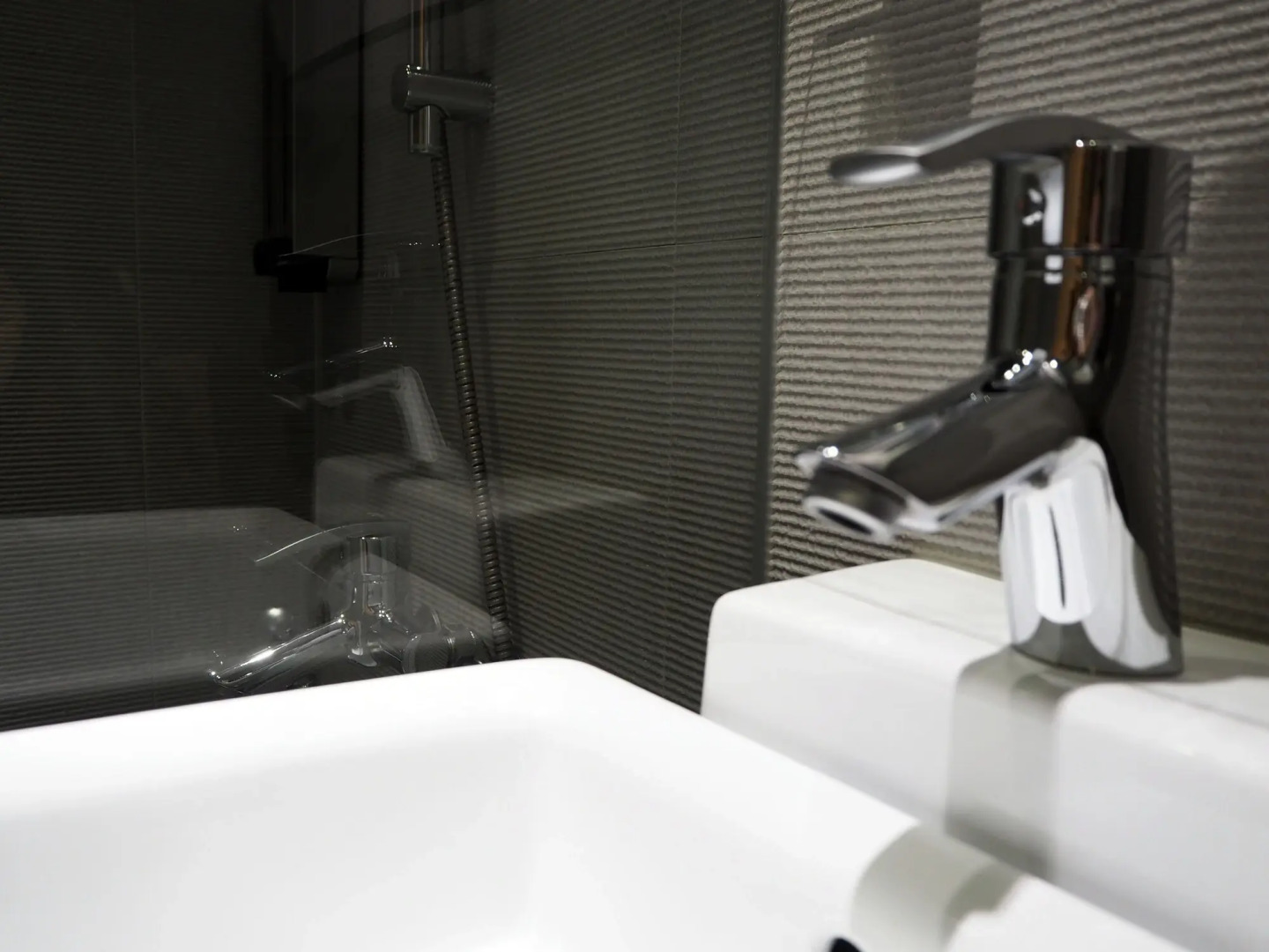 The Riverside Hotel International