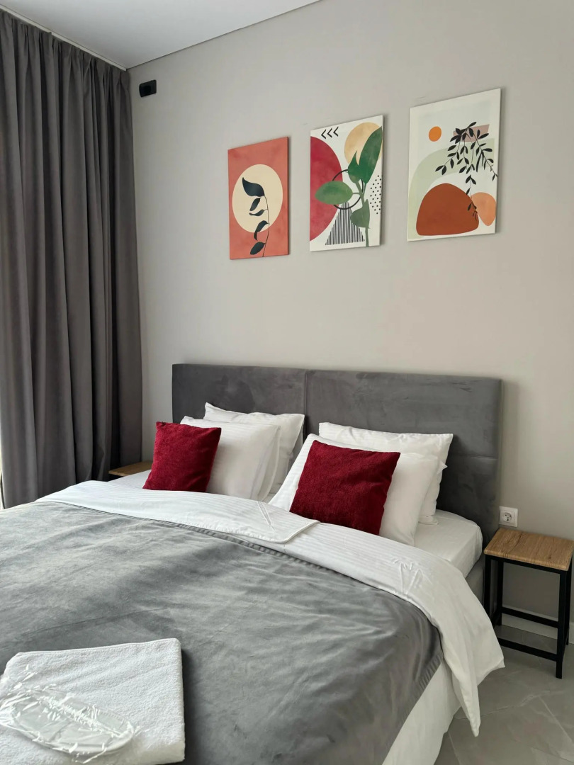 Коттедж "Небо" с подогреваемым бассейном и сауной