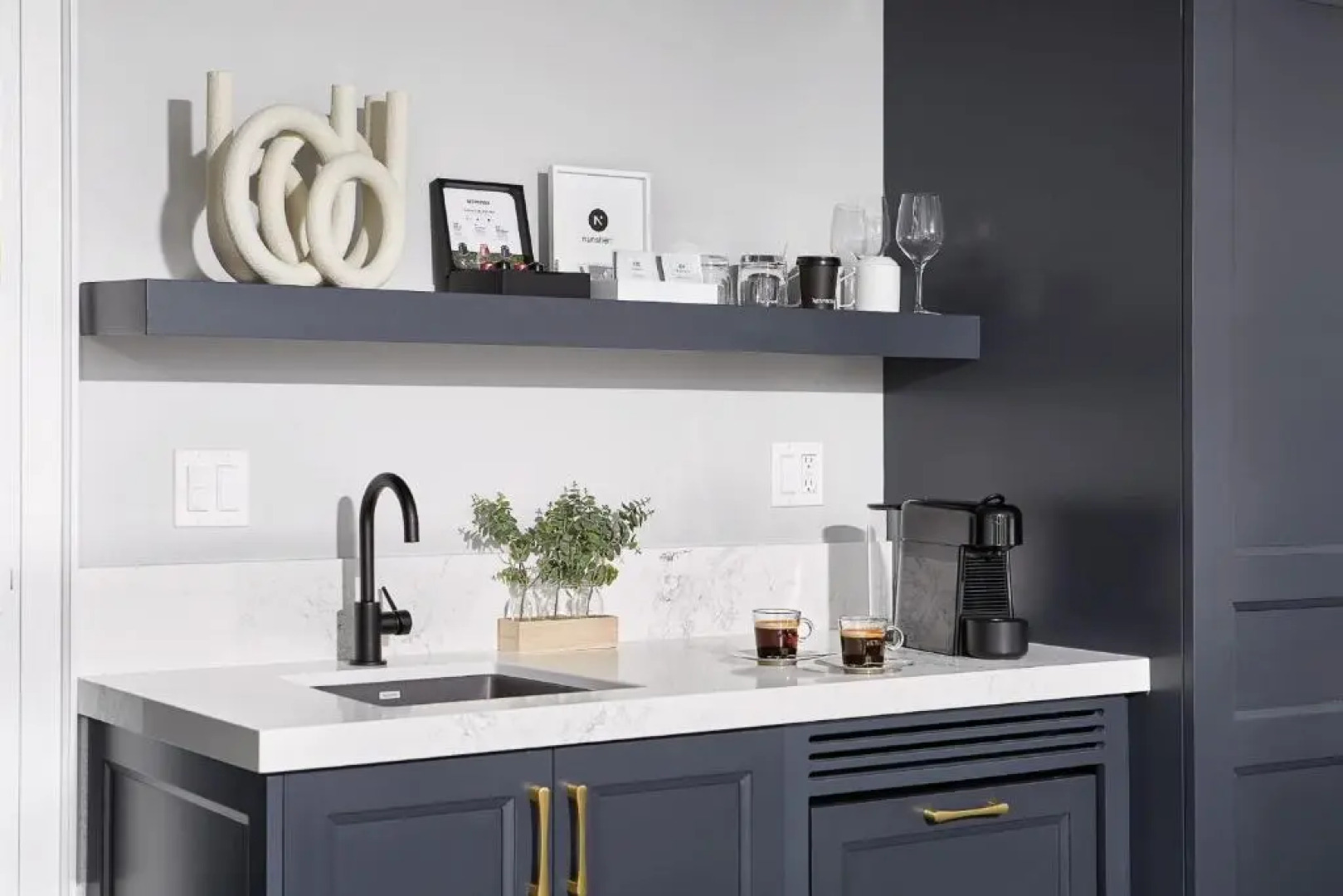 124 on Queen Hotel & Spa