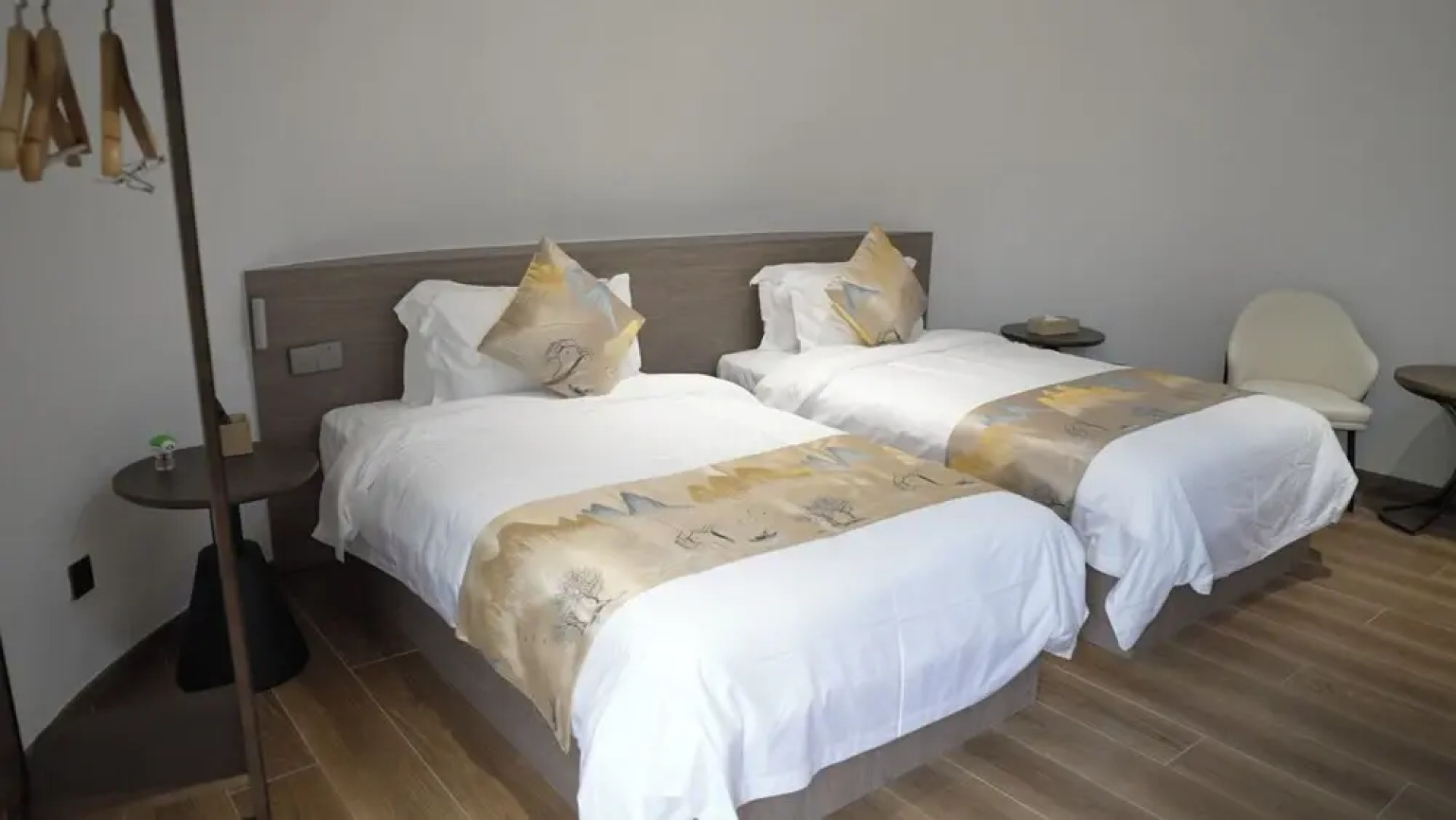 Unicorn Rocket Resort