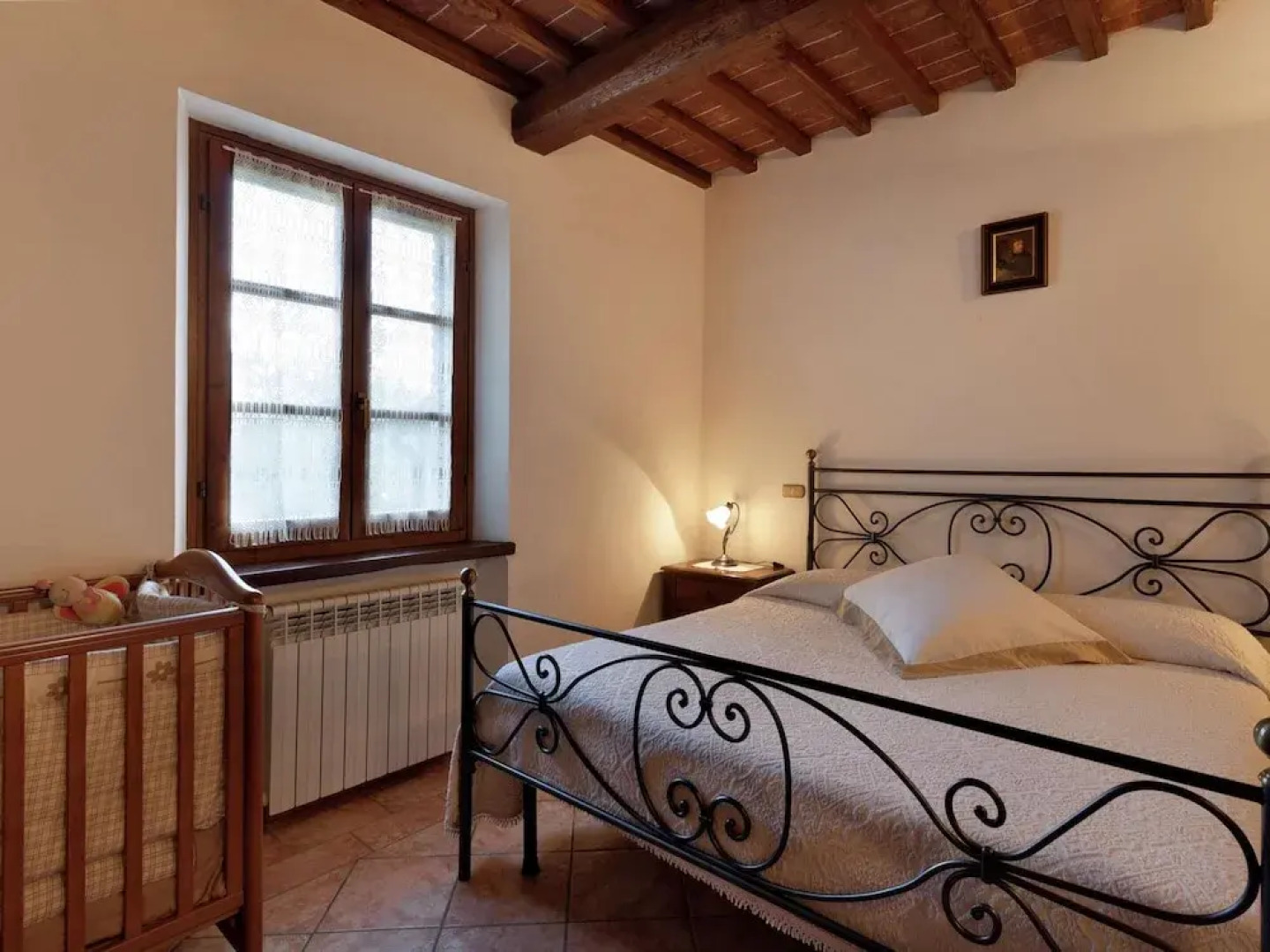 Modern Holiday Home With Pool