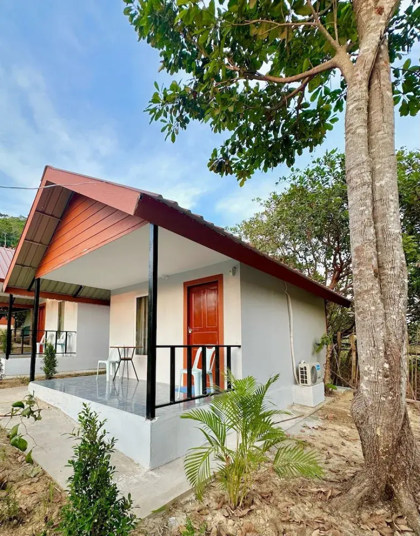 Maloop Cafe Bungalow