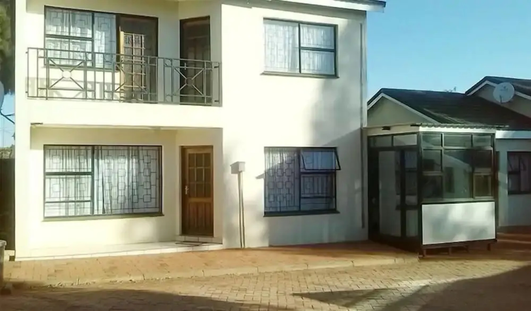 Village Court Guest House