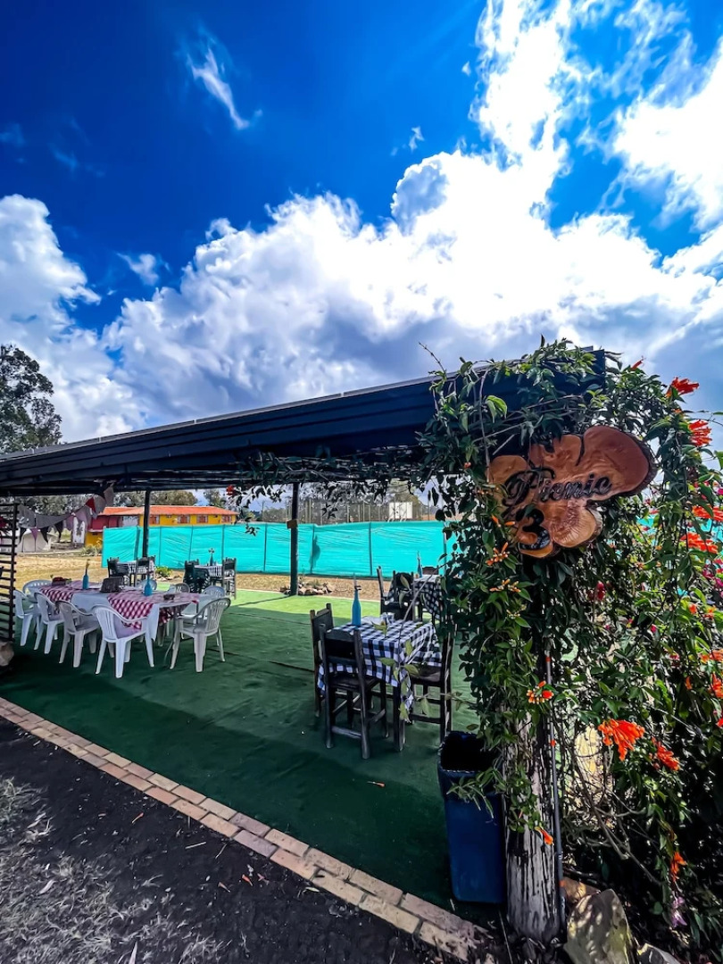 Parador La Mesa Redonda