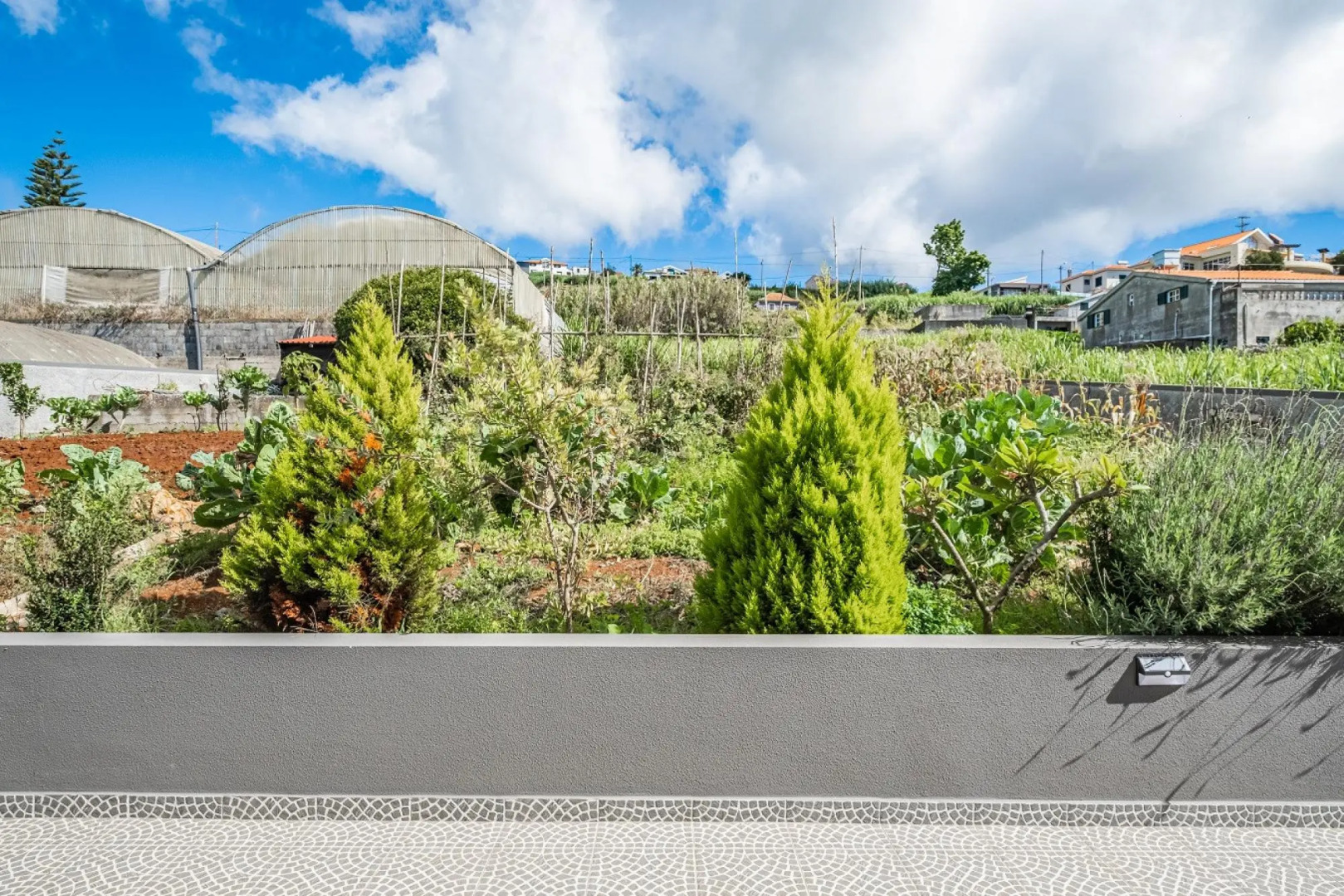 Canhas Residence I by Homie