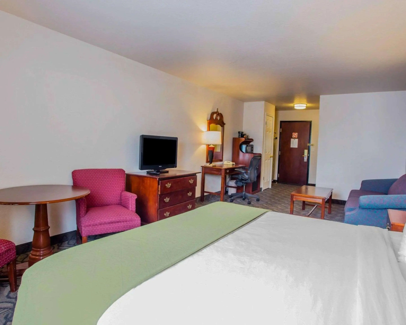 Quality Inn & Suites Salt Lake City Airport West