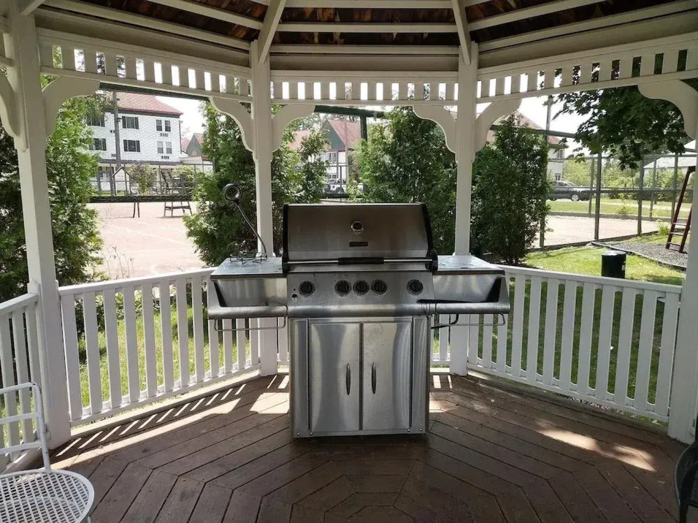 Eastern Slope Inn Resort