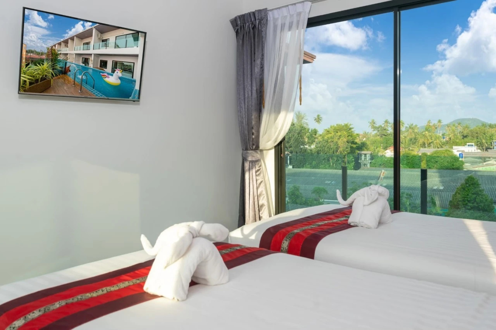 The Thames Pool Access Resort SHA+