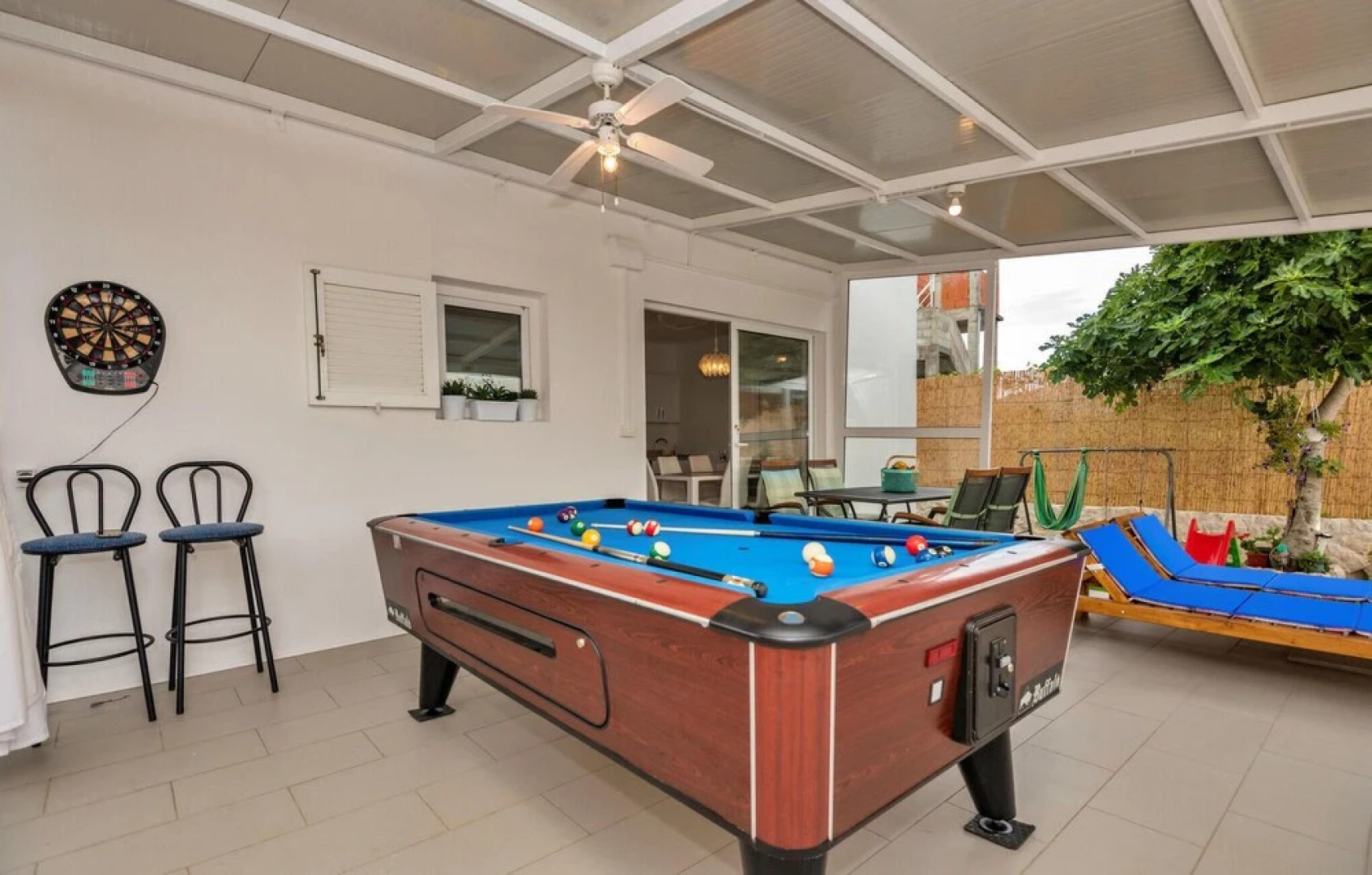 Awesome Apartment in Metkovic With Outdoor Swimming Pool, Wifi and 2 Bedrooms