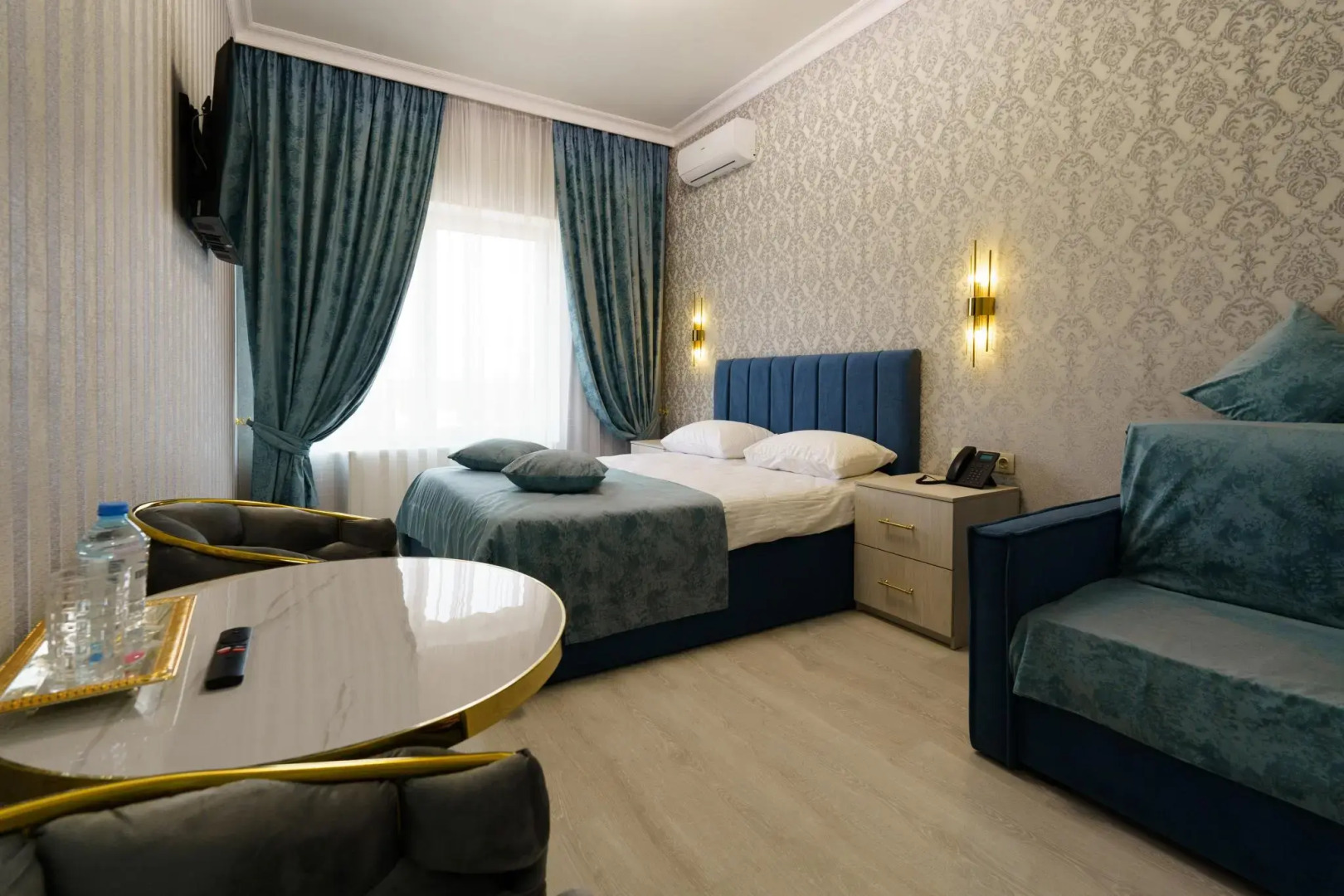 Lazy land hotel (Лэйзи лэнд отель)