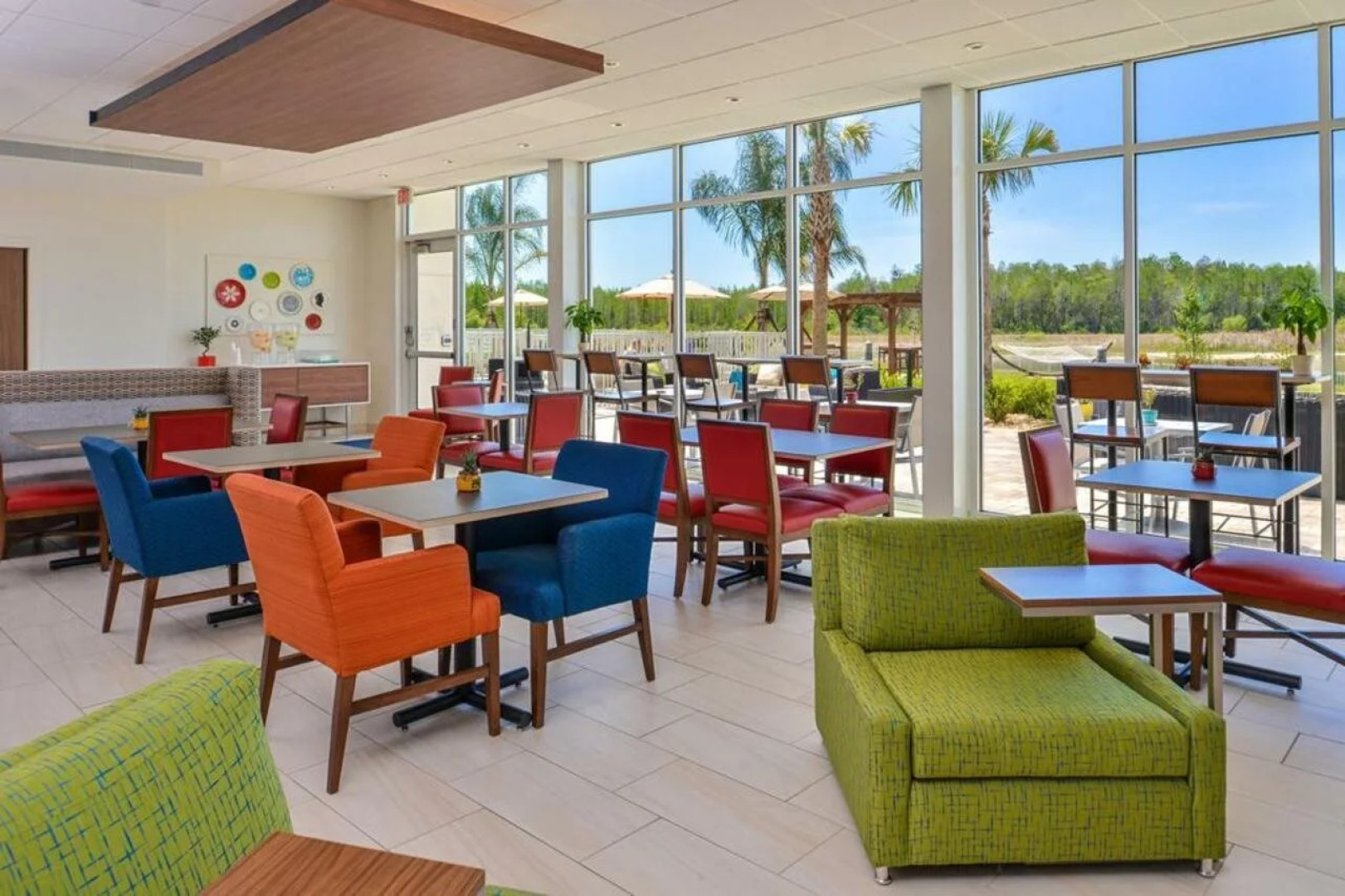 Holiday Inn Express & Suites Ruskin by IHG