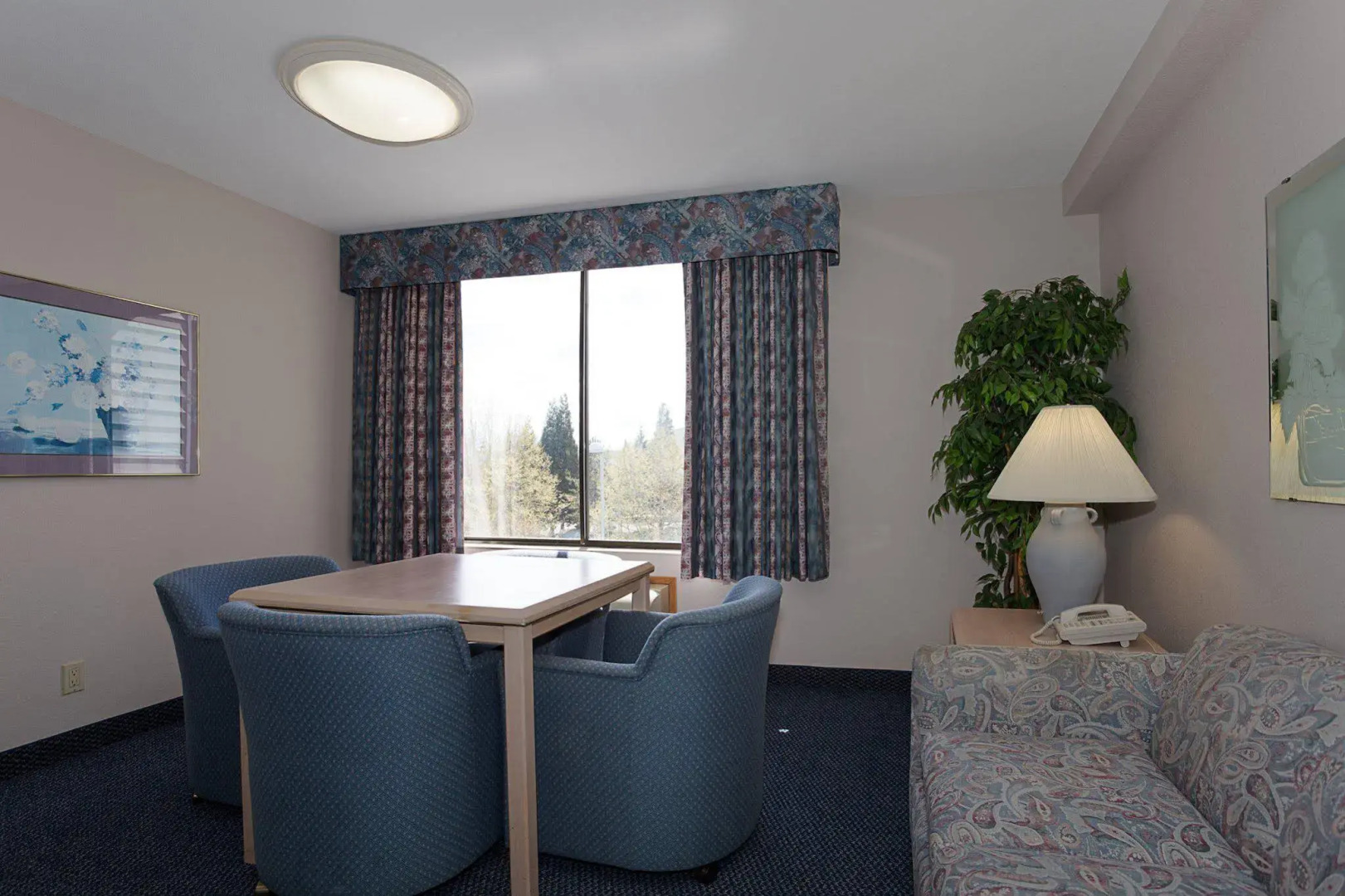 Sojourn Suites Portland Airport