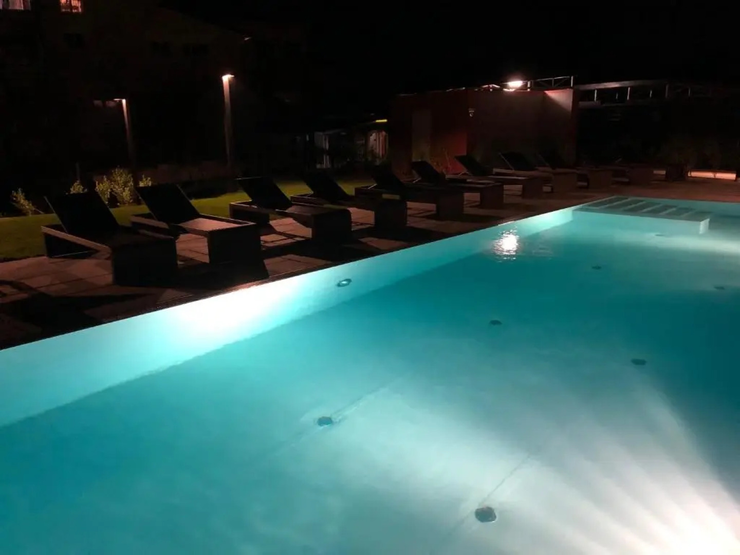 25h SPA-RESIDENZ Apartment LUXURY POOLs Garden private Beach