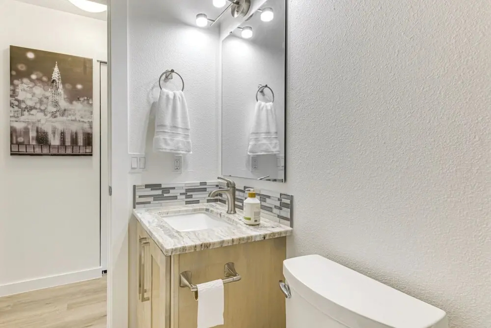 Walk to Parks: Snug Soldotna Sanctuary!