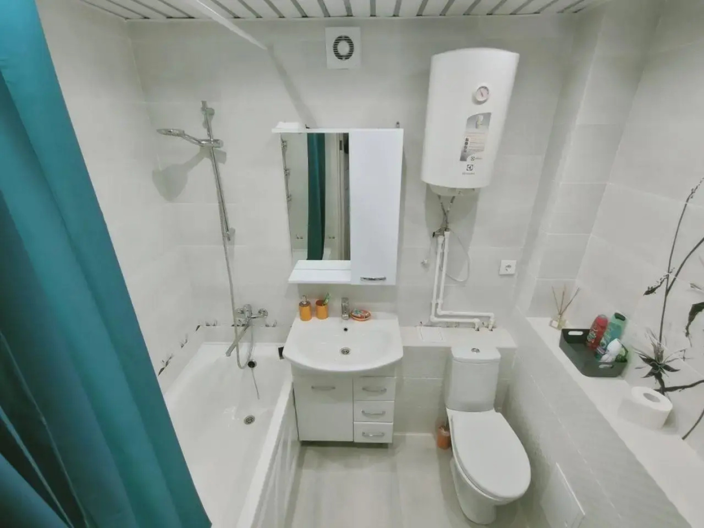 Домашний очаг на улице Лазурная 31