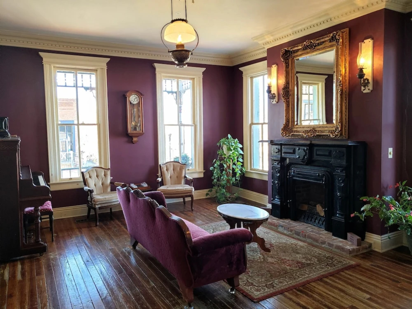 Iron Horse Hotel