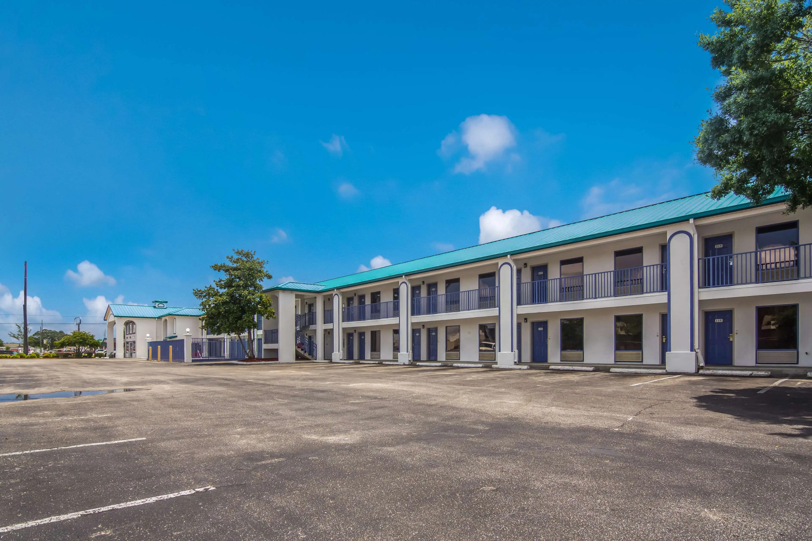 Motel 6 Pensacola, FL - NAS