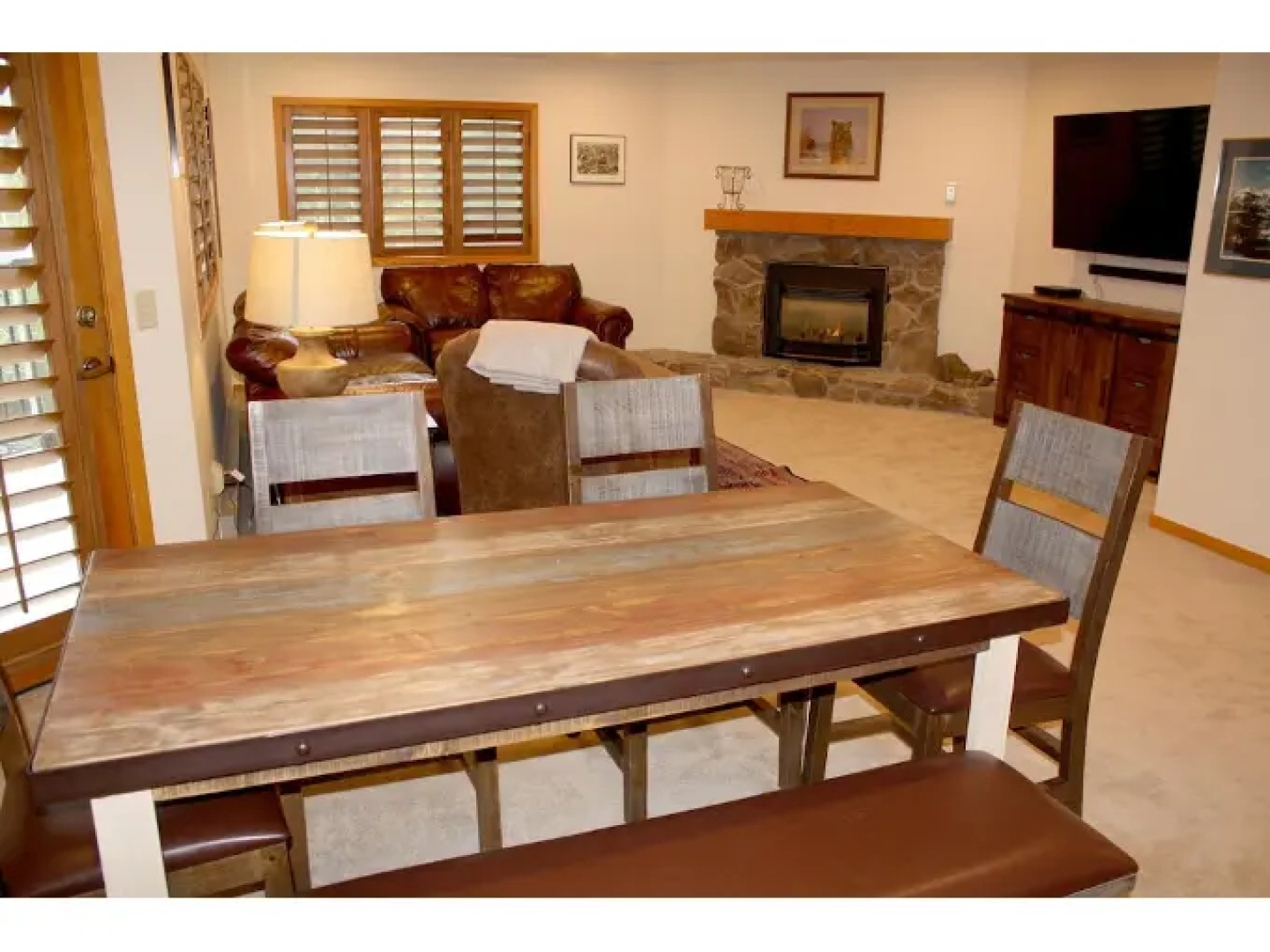 Woods Manor Condo
