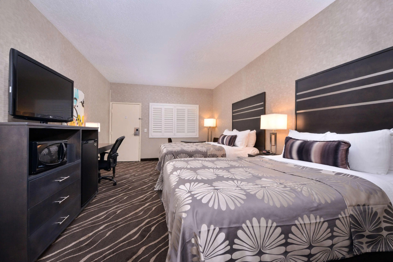 Best Western Plus Park Place Inn - Mini Suites