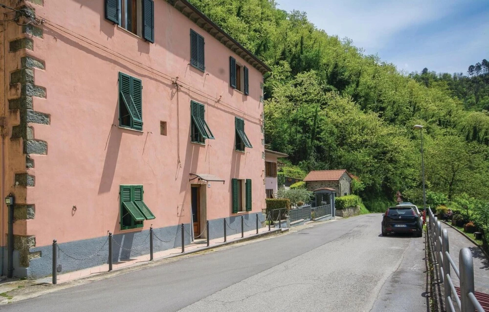 Amazing Apartment in Bagni di Lucca -lu- With 2 Bedrooms