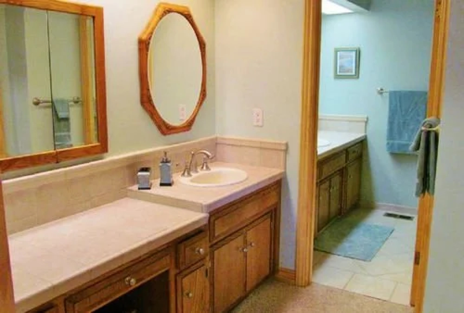 Waterfront Lakeview Ave Tahoe Condo Rental by RedAwning