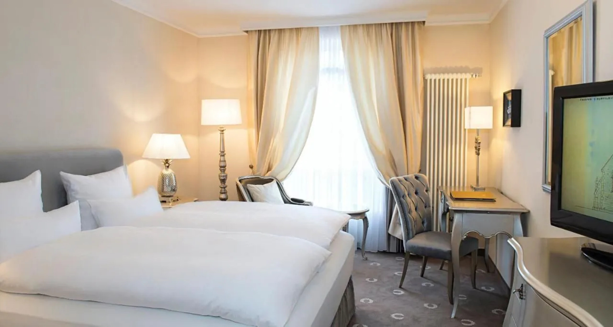 Victor's Residenz - Hotel Schloss Berg