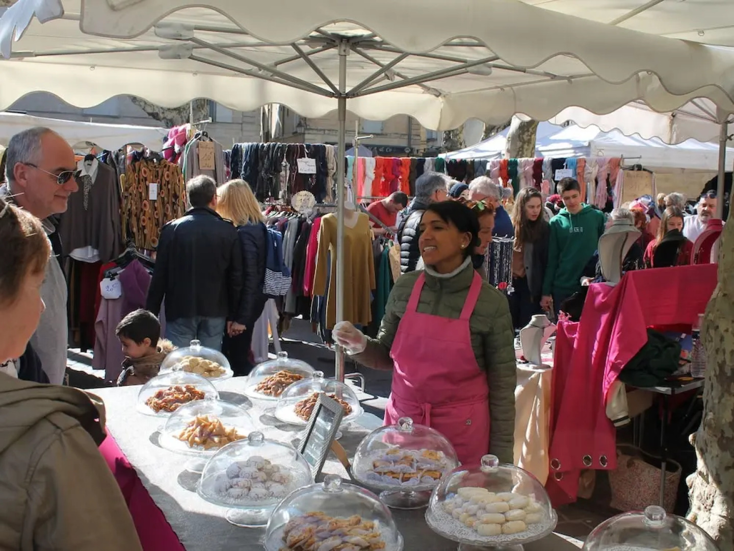 Beautiful Modern Villa With Spacious Pool Within Walking Distance of the Village