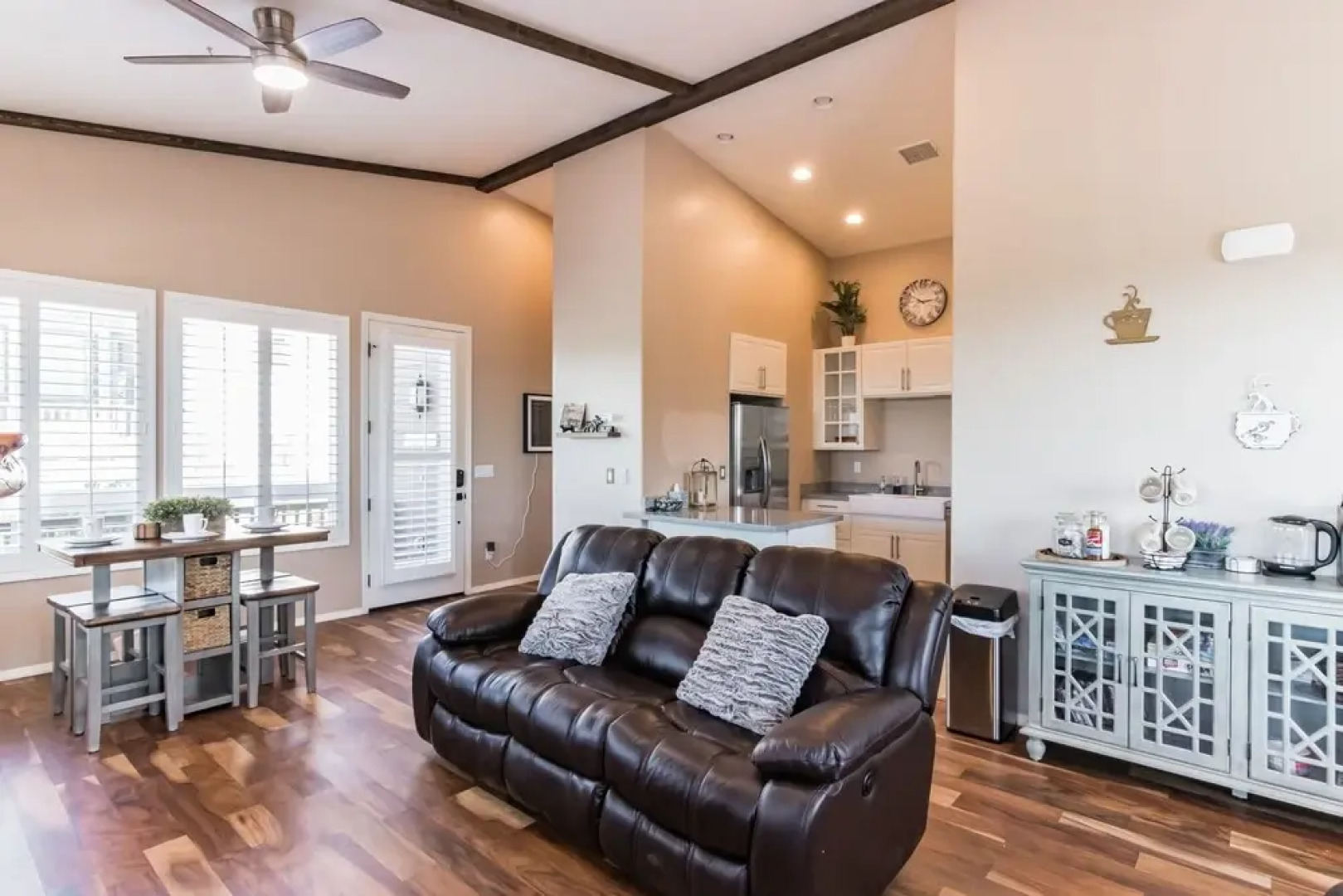 Elk Rim 1156 Pine 3 Bedroom Home by RedAwning