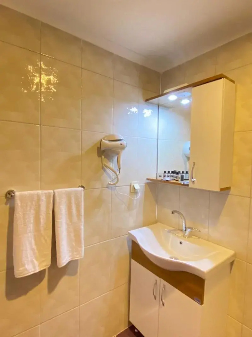 Dream Town Hotel & Restaurant